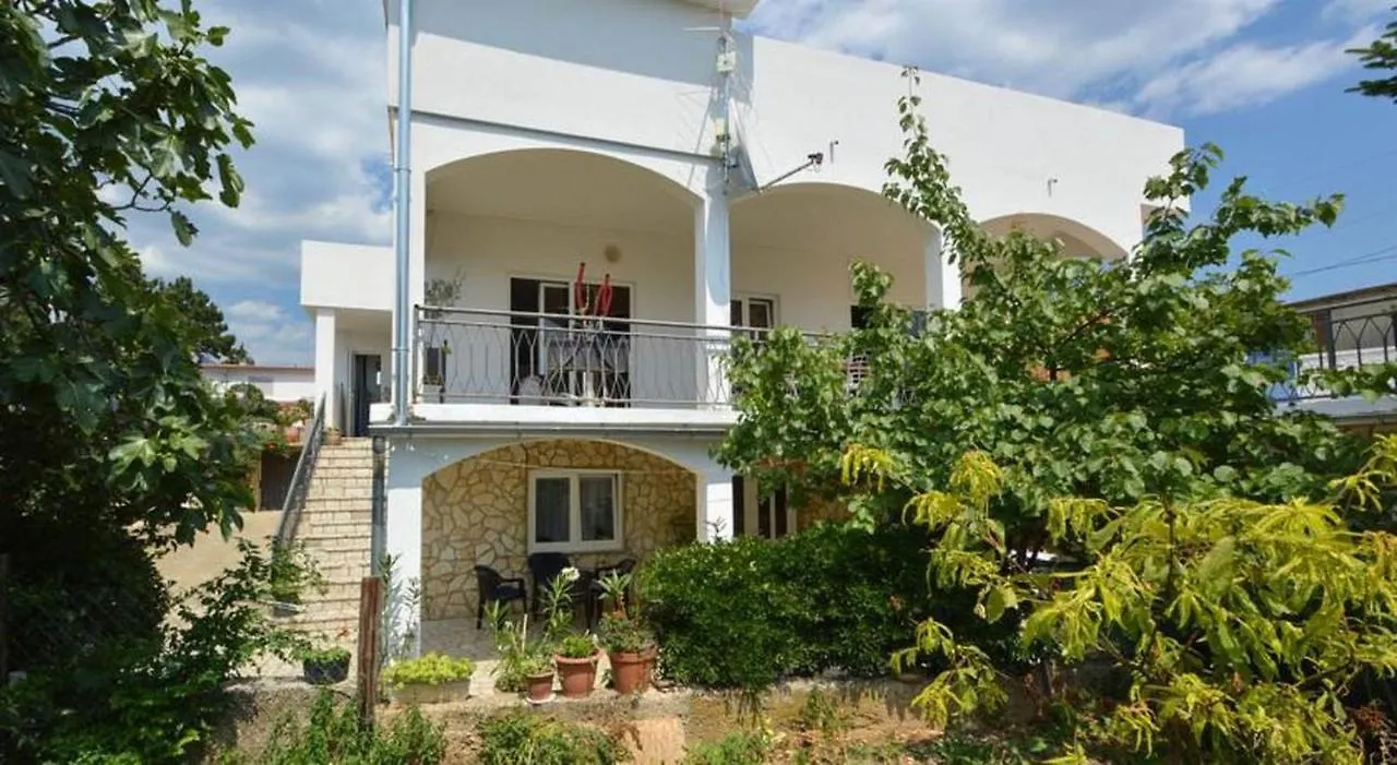 Apartments Tina Novi Vinodolski