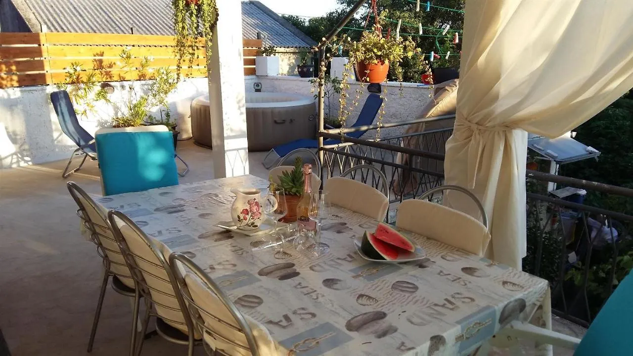 Apartments Tina Novi Vinodolski Croatia